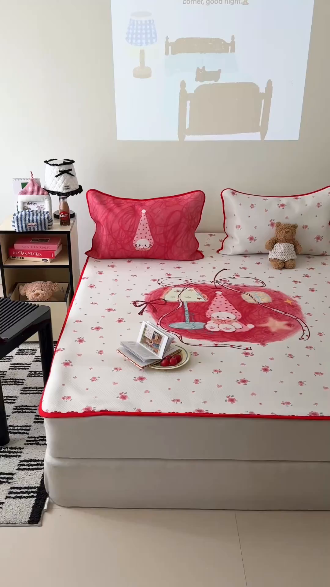 91家纺网 家纺一手货源 找家纺 山茶家居-原创设计（原山茶家纺） 2026新款韩国设计师合作款斜纹冰丝席凉席 韩国设计系列-kt苹果屋