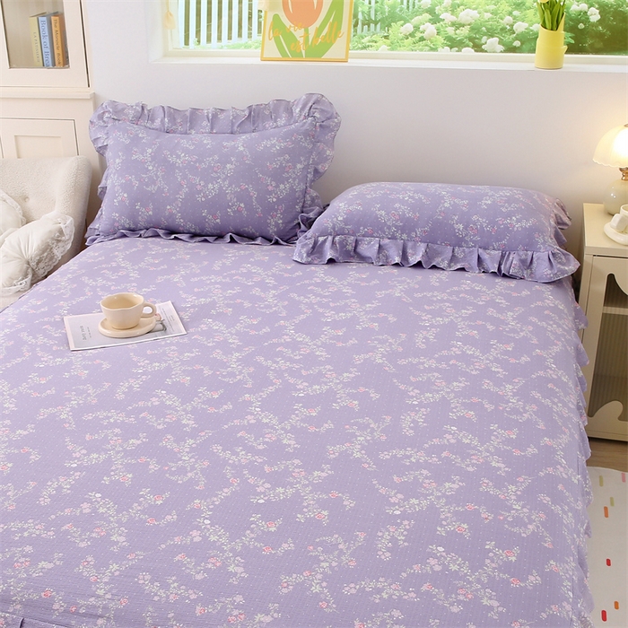 91家纺网 家纺一手货源 找家纺 乐逸家纺 2026新款A类母婴级韩系爆款花边款碎花床笠三件套四件套 韩系花边款床笠倾心紫