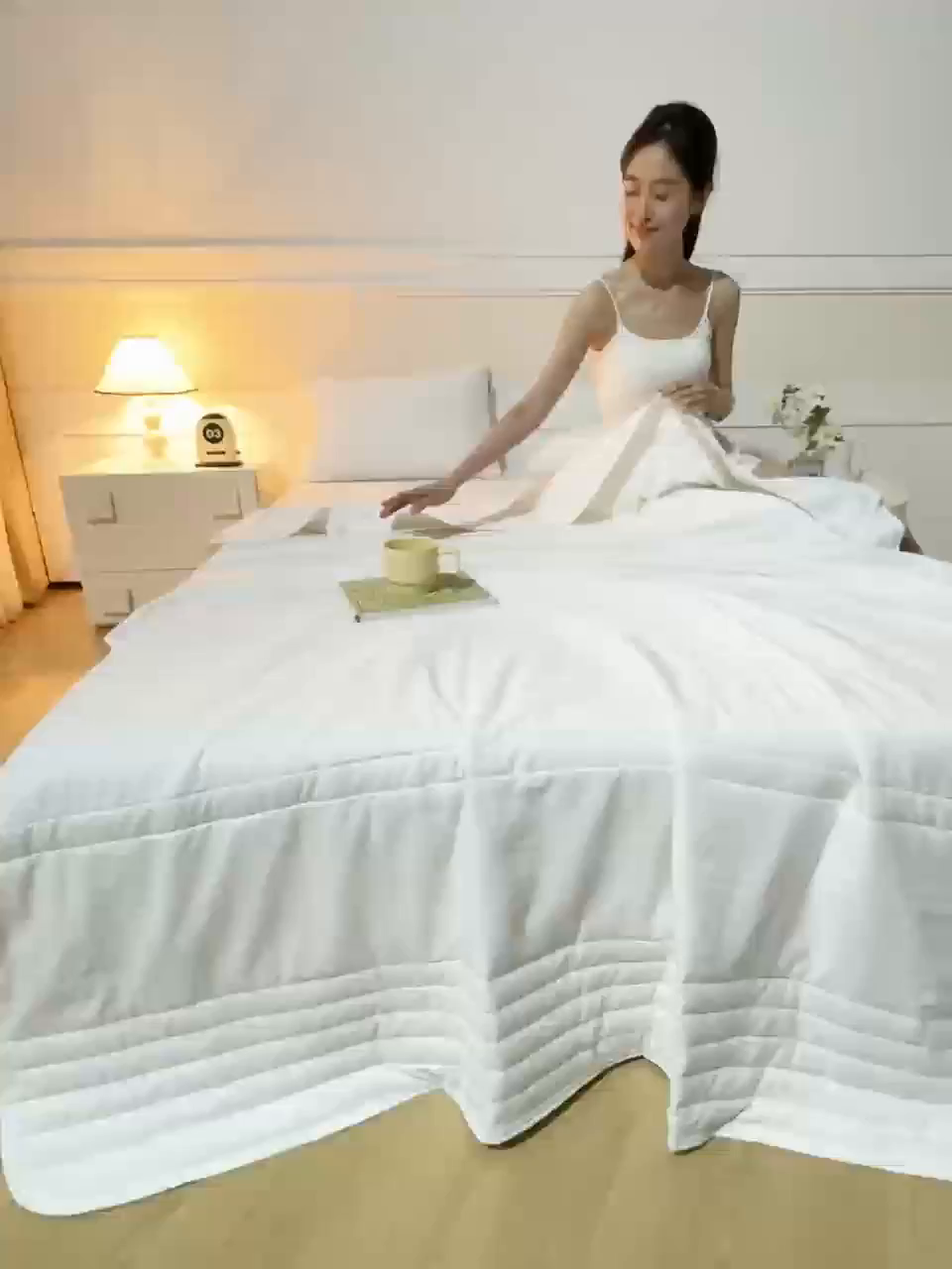 91家纺网 家纺一手货源 找家纺 亚龙工厂店 2026新款热款云端柔软触感新疆棉花夏被 白色