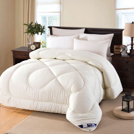 91家纺网 家纺一手货源 找家纺 莱宁家纺暖冬舒肤被(跑量爆款)