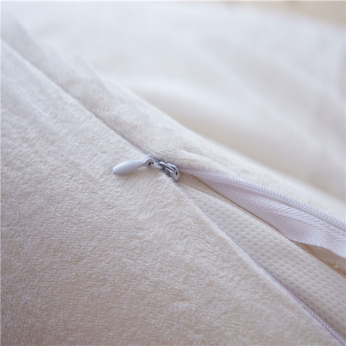 91家纺网 家纺一手货源 找家纺 希咪岚 超柔水晶绒面包乳胶枕芯系列