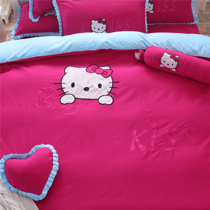91家纺网 家纺一手货源 找家纺 欧冠家纺 全棉卡通贴布绣床裙款四件套KISS-玫红