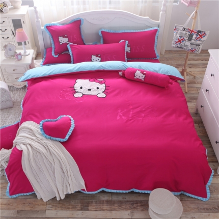 91家纺网 家纺一手货源 找家纺 欧冠家纺 全棉卡通贴布绣床裙款四件套KISS-玫红
