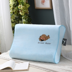 91家纺网 家纺一手货源 找家纺 泰国天然乳胶枕头成人款40*60平面按摩款刺绣枕头,粉红色高低平面款,天蓝色高低平面款,粉红色按摩小颗粒款,天蓝色按摩小颗粒款