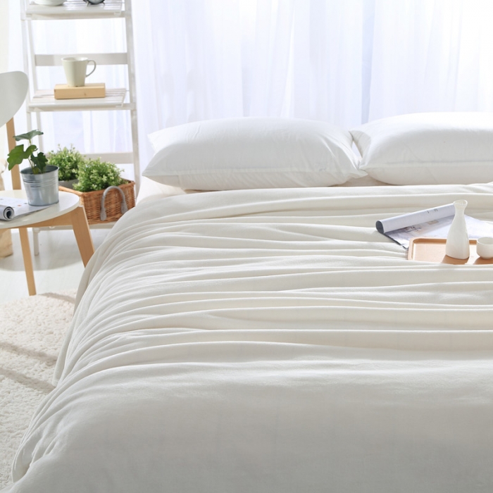 91家纺网 家纺一手货源 找家纺 400克外贸纯色云貂绒毛毯白色酒店纯白盖毯加厚绒毯