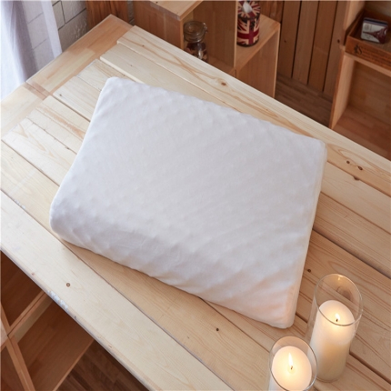 希咪岚 狼牙枕系列乳胶枕芯