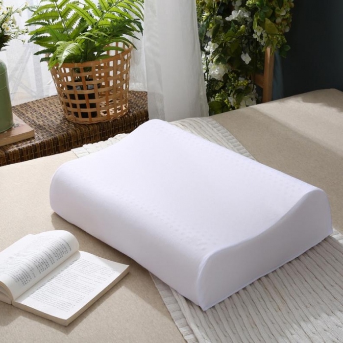 91家纺网 家纺一手货源 找家纺 泰国天然乳胶枕头成人款40*60平面按摩款刺绣枕头