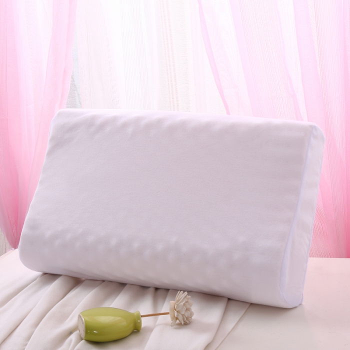 91家纺网 家纺一手货源 找家纺 希咪岚 KT猫贴布绣儿童乳胶枕  紫色