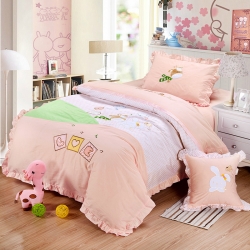 兴莉家纺 全棉加厚绣花四件套快乐贝贝粉