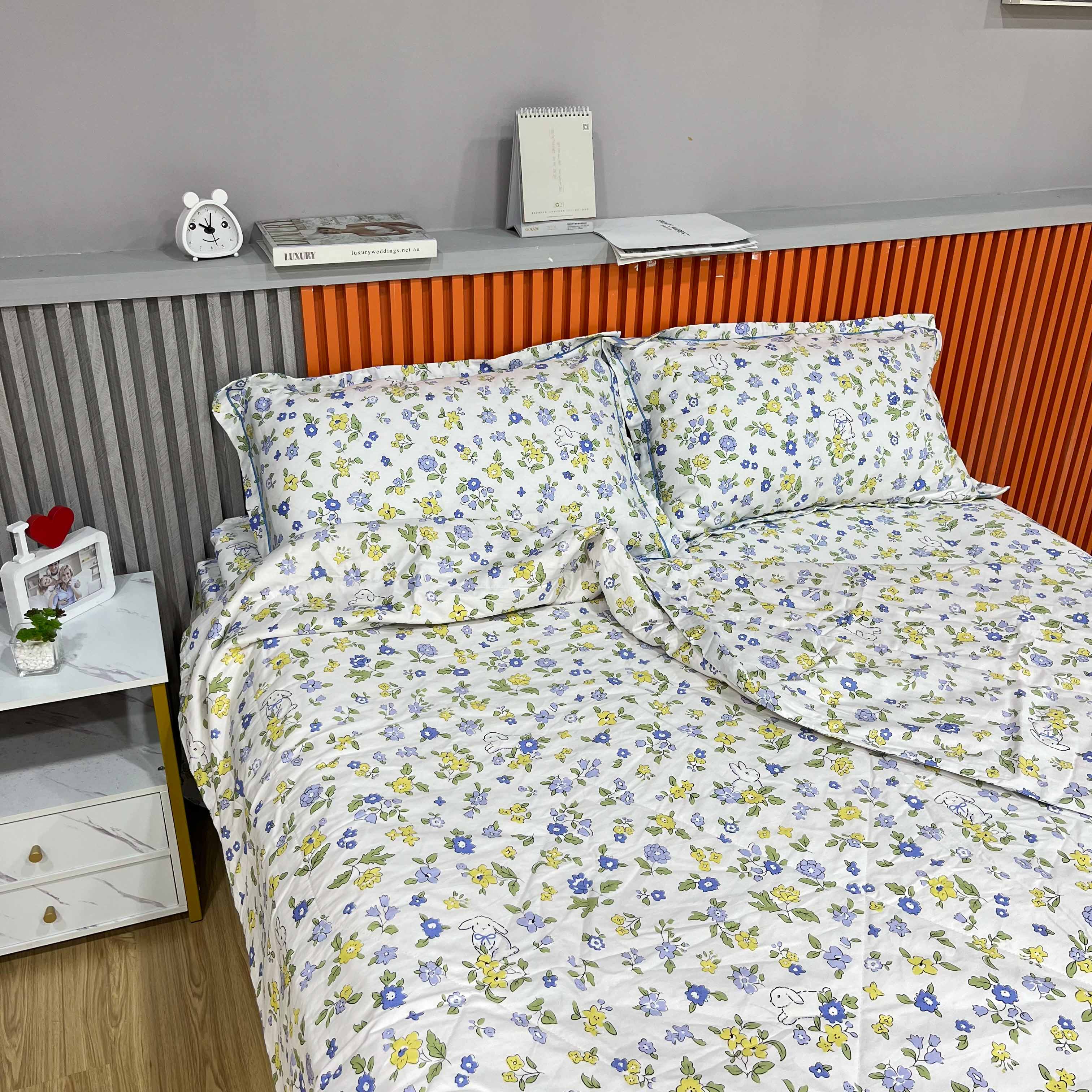 91家纺网 家纺一手货源 找家纺 眠博士2022新款全棉13372时尚印花夏被四件套 恬静花语