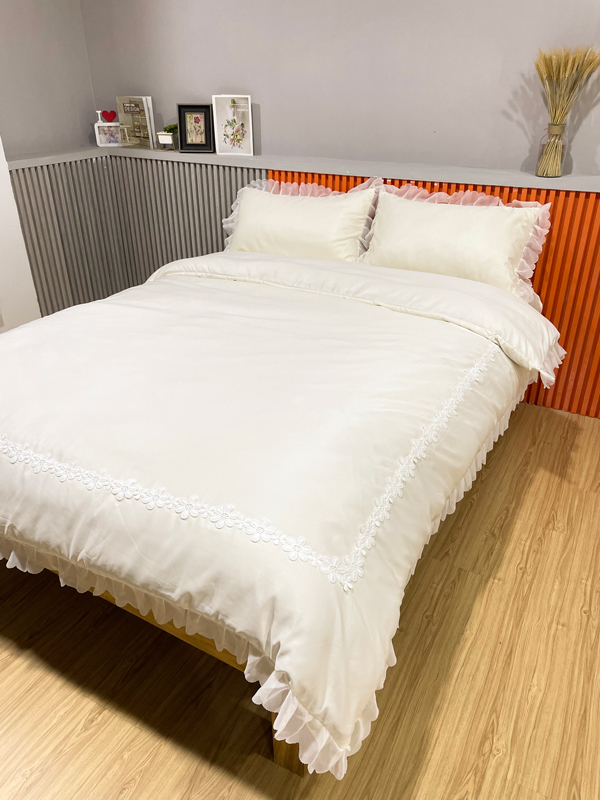 91家纺网 家纺一手货源 找家纺 狂想家 2025新款曲奇水洗真丝系列四件套 曲奇奶油白