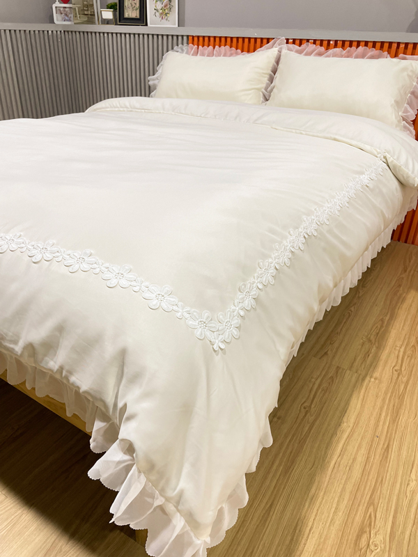 91家纺网 家纺一手货源 找家纺 狂想家 2025新款曲奇水洗真丝系列四件套 曲奇奶油白