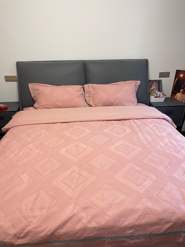 91家纺网 家纺一手货源 找家纺 （总）艾莱家纺2022新款华夫格全棉水洗棉四件套-卡诺凡