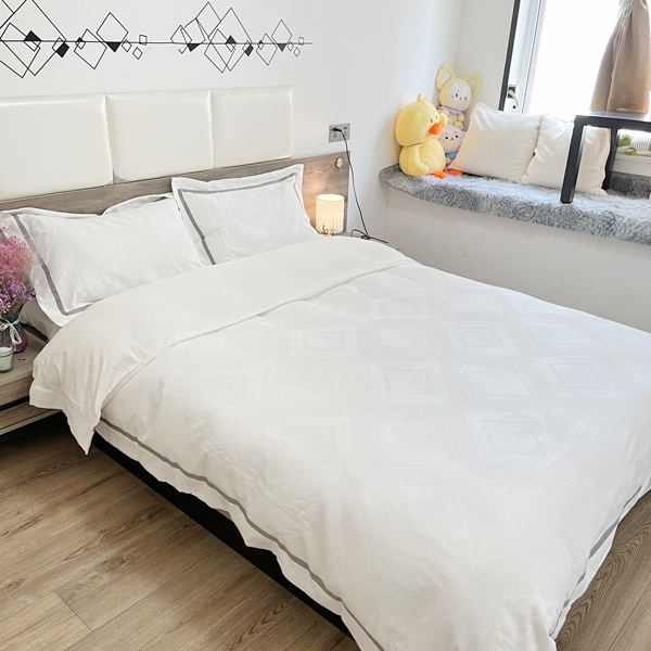 91家纺网 家纺一手货源 找家纺 艾莱2022新款华夫格全棉水洗棉四件套-卡诺凡卡诺凡-象牙白