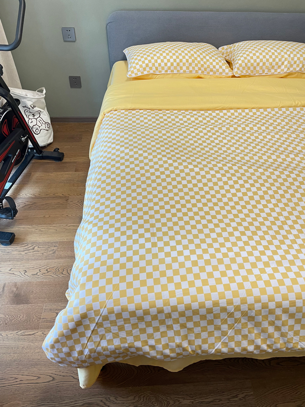 91家纺网 家纺一手货源 找家纺 大米家居 2023新款海岛棉小包边四件套-棋盘格棋盘格-黄色