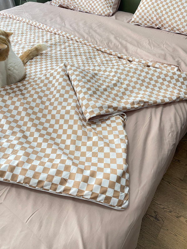 91家纺网 家纺一手货源 找家纺 大米家居 2023新款海岛棉小包边四件套-棋盘格棋盘格-咖色