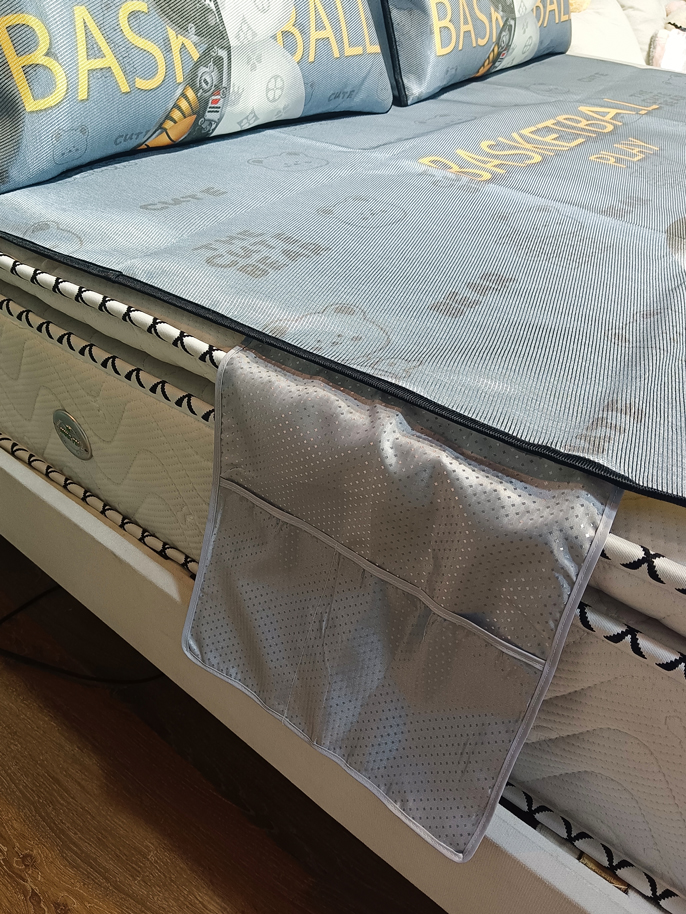 91家纺网 家纺一手货源 找家纺 宅部落 2022新款卡通大版冰丝席 机械熊