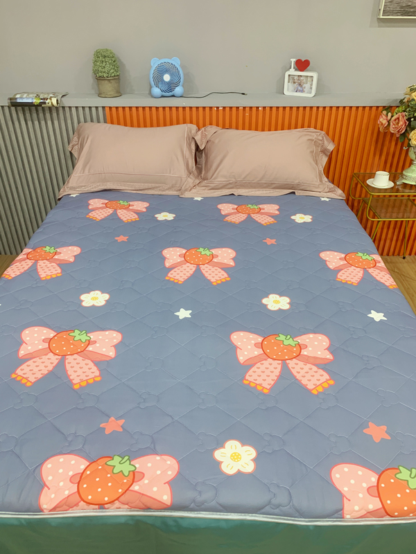 91家纺网 家纺一手货源 找家纺 寐珂家纺 2026新款A类针织大豆双人床垫 花语蝶恋-蓝灰