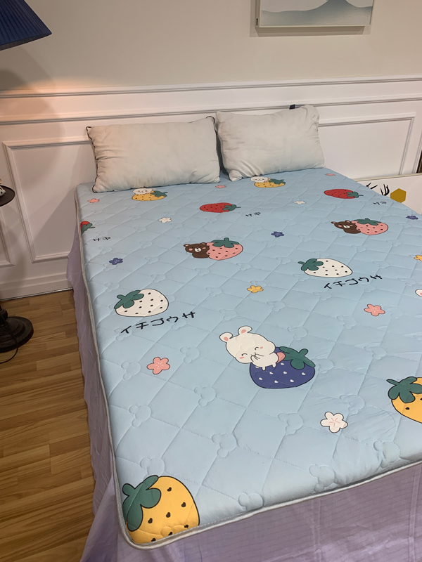 91家纺网 家纺一手货源 找家纺 寐珂家纺 2026新款A类针织大豆双人床垫 欢乐家族