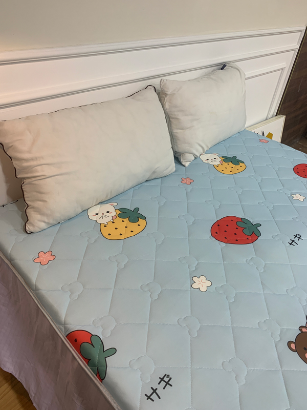 91家纺网 家纺一手货源 找家纺 寐珂家纺 2026新款A类针织大豆双人床垫 欢乐家族