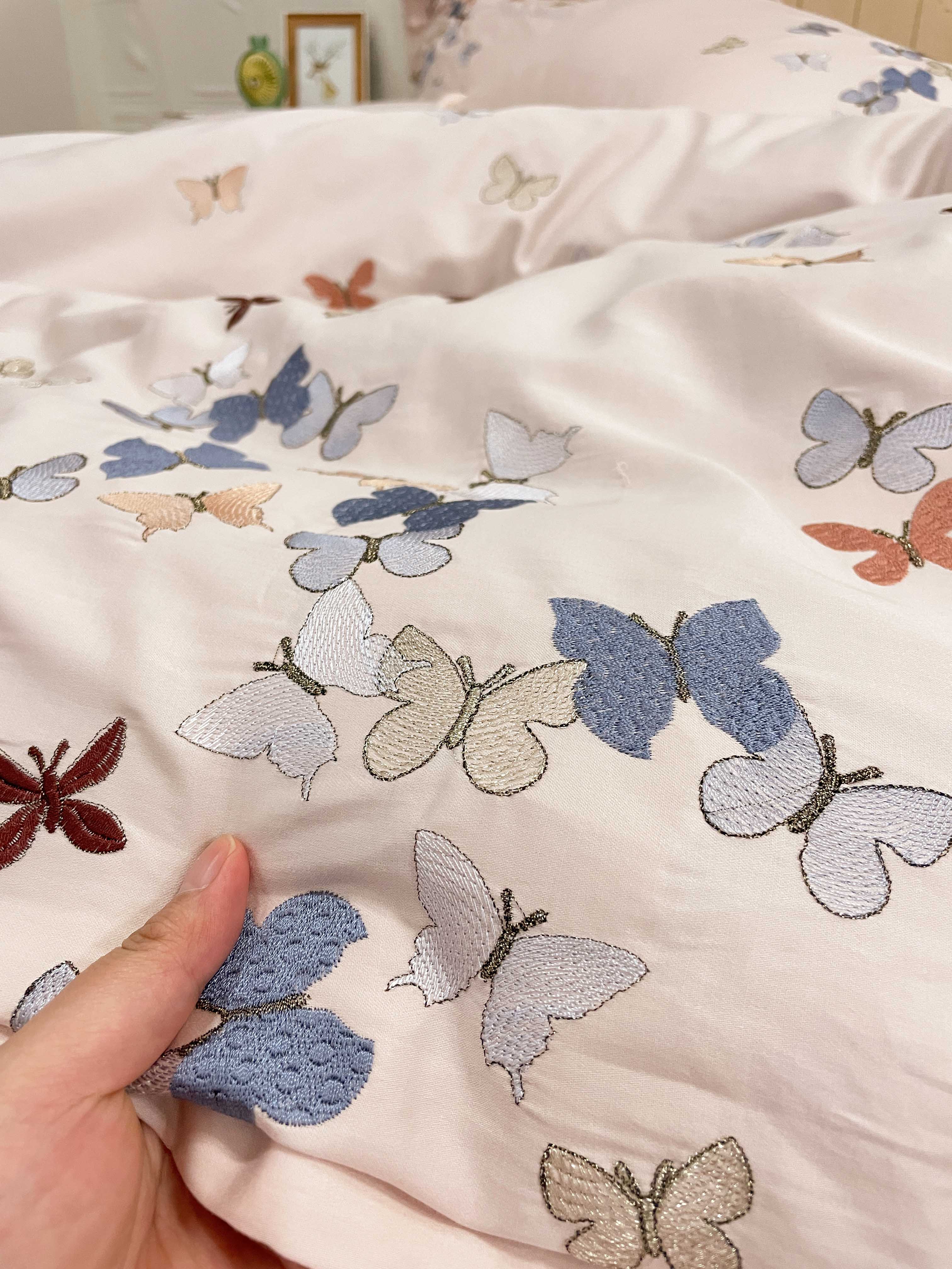 91家纺网 家纺一手货源 找家纺 理想家 2022新款13372全棉刺绣四件套-蝴蝶 粉色