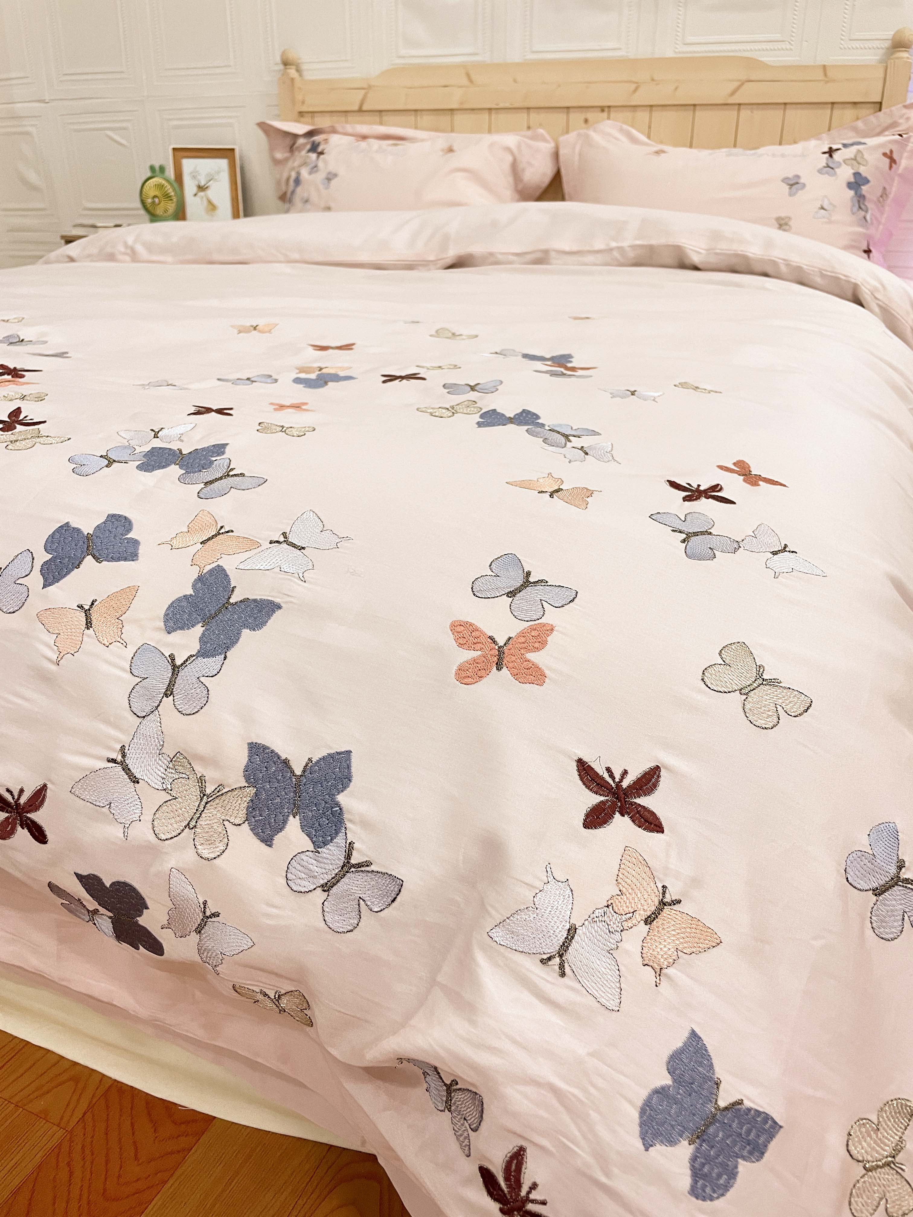 91家纺网 家纺一手货源 找家纺 理想家 2022新款13372全棉刺绣四件套-蝴蝶 粉色