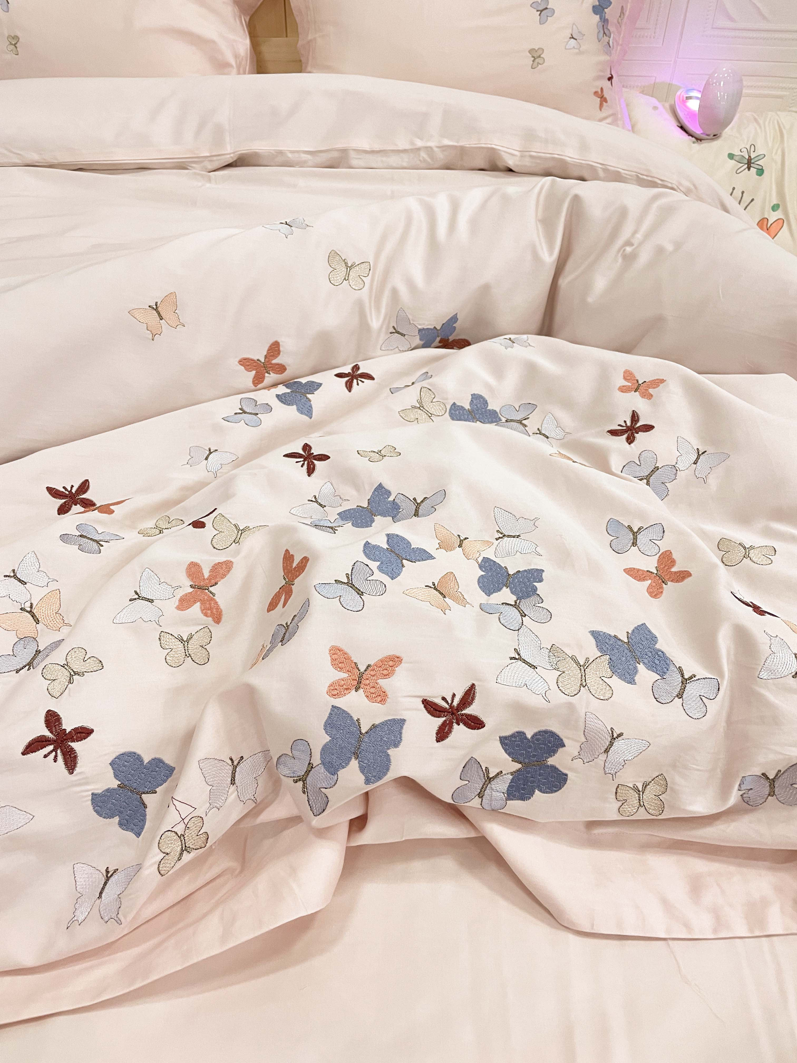 91家纺网 家纺一手货源 找家纺 理想家 2022新款13372全棉刺绣四件套-蝴蝶 粉色