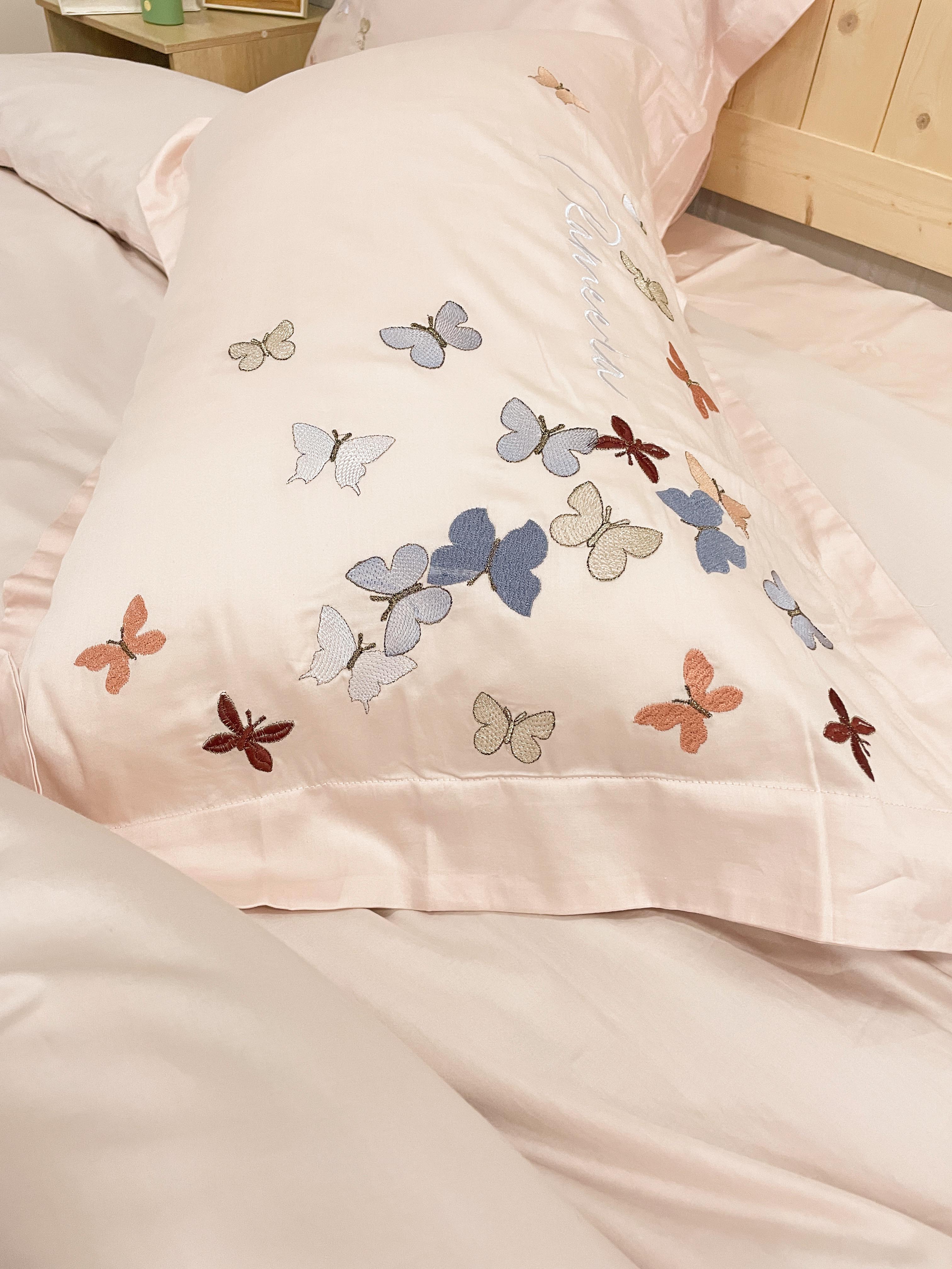 91家纺网 家纺一手货源 找家纺 理想家 2022新款13372全棉刺绣四件套-蝴蝶 粉色