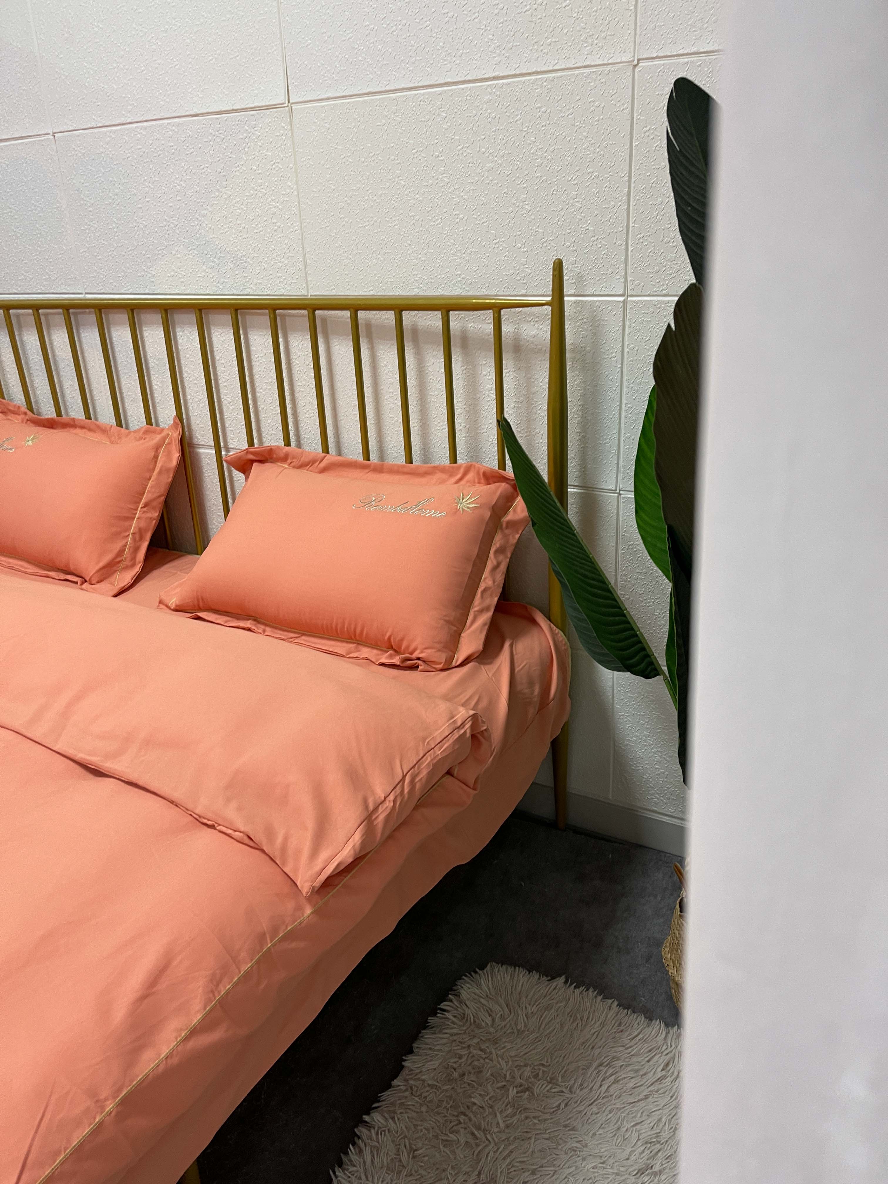 91家纺网 家纺一手货源 找家纺 靓生活2022新款磨毛刺绣四件套轻奢风 伯尔曼-西洋桔