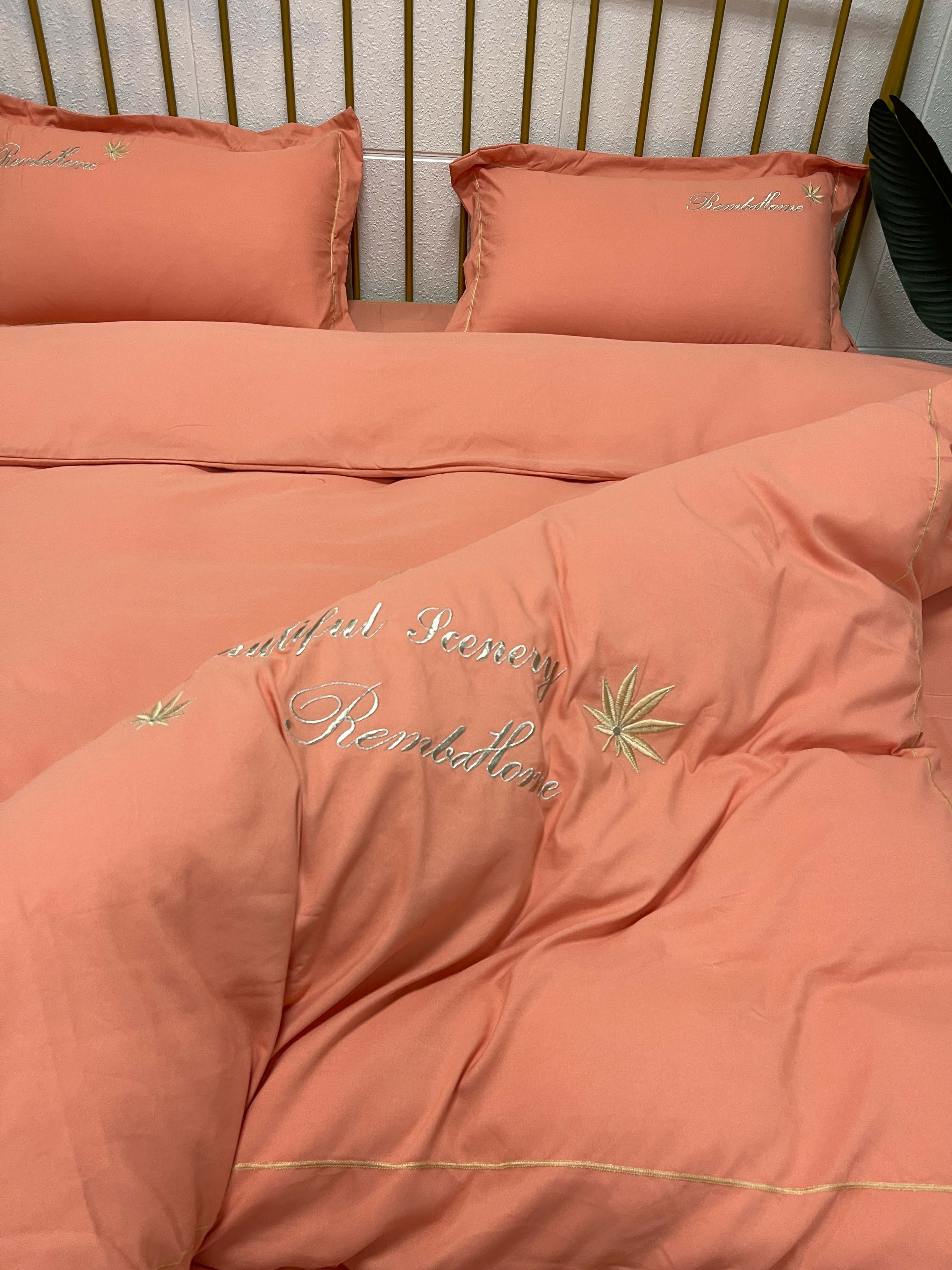 91家纺网 家纺一手货源 找家纺 靓生活2022新款磨毛刺绣四件套轻奢风 伯尔曼-西洋桔