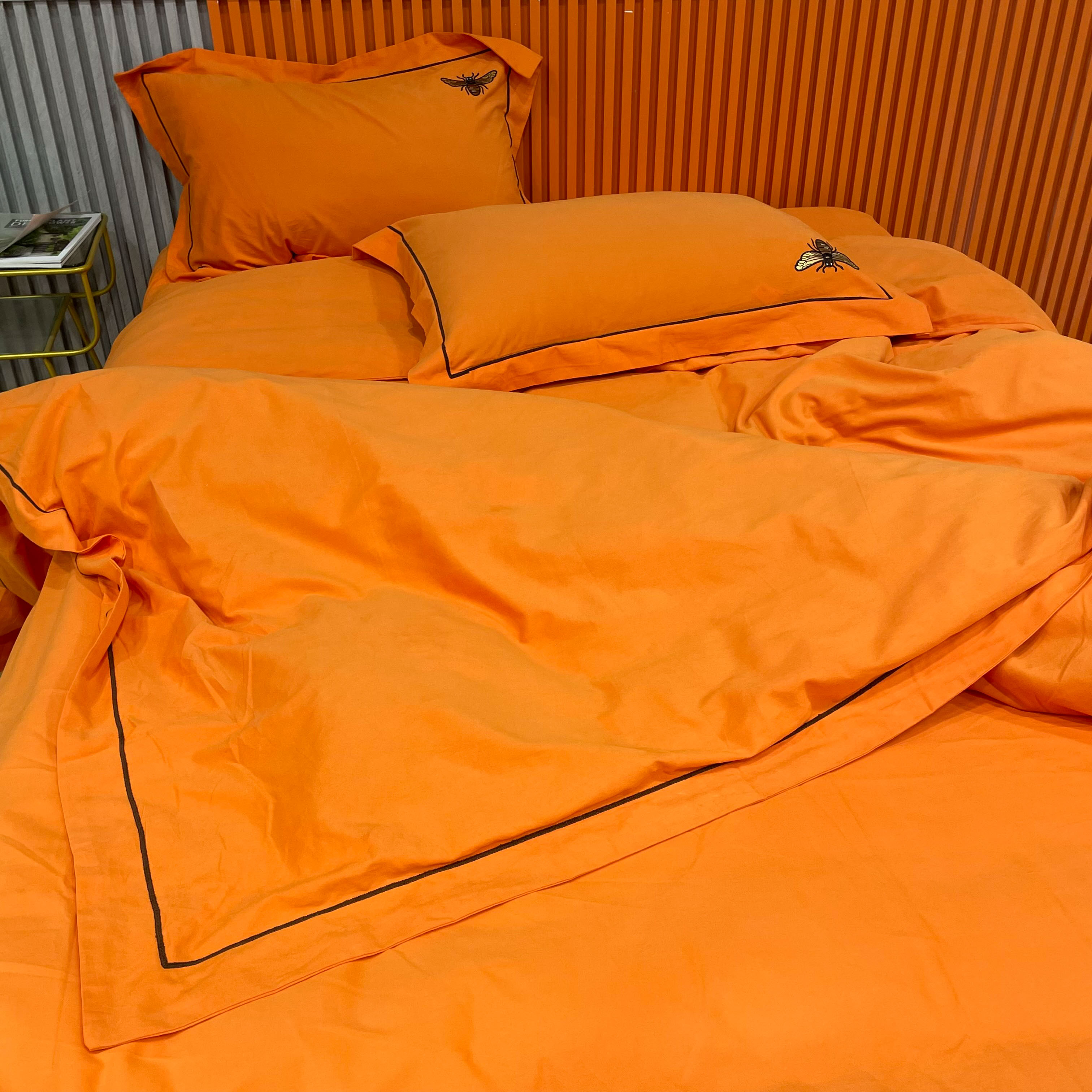 91家纺网 家纺一手货源 找家纺 （总）启航家居2025新款全棉磨毛宽边刺绣四件套英伦潮派系列