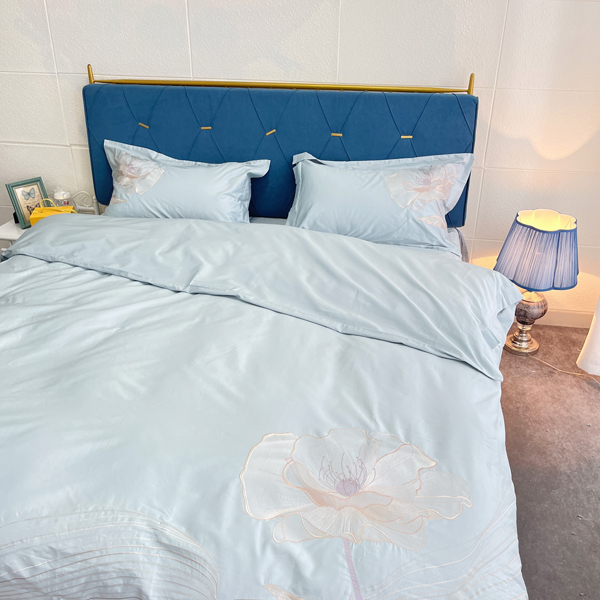 91家纺网 家纺一手货源 找家纺 魅都新款100阿克苏长绒棉刺绣四件套-米兰天空蓝