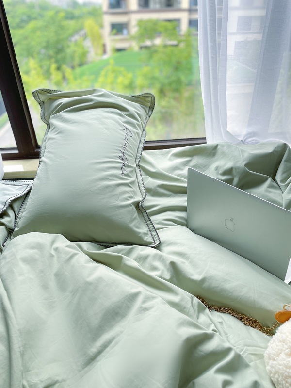 91家纺网 家纺一手货源 找家纺 艾莱2023新款A类新疆长绒棉加厚柔顺磨毛四件套瑞秋-青绿