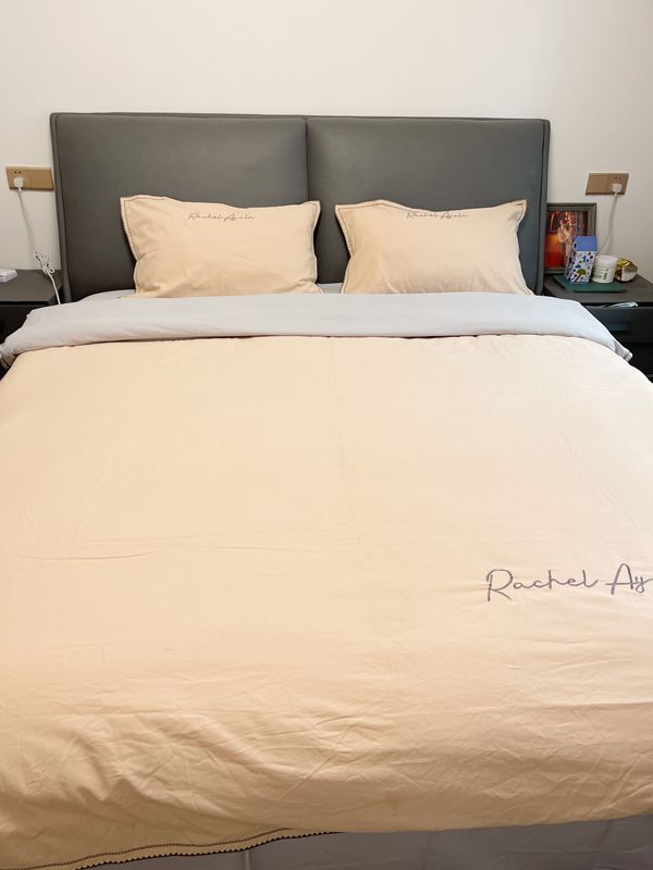 91家纺网 家纺一手货源 找家纺 艾莱2023新款A类新疆长绒棉加厚柔顺磨毛四件套瑞秋-奶咖