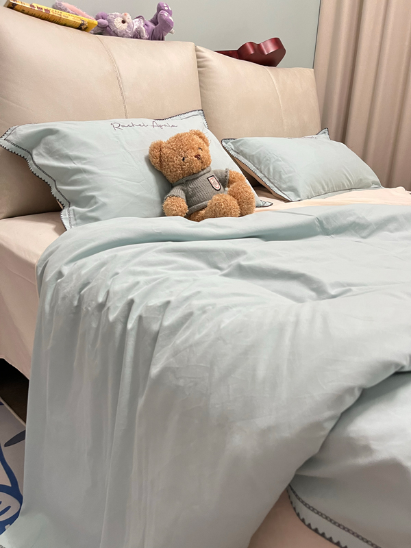 91家纺网 家纺一手货源 找家纺 艾莱22新款A类新疆长绒棉加厚柔顺磨毛四件套瑞秋-冰海蓝