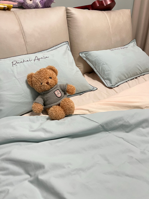 91家纺网 家纺一手货源 找家纺 艾莱22新款A类新疆长绒棉加厚柔顺磨毛四件套瑞秋-冰海蓝