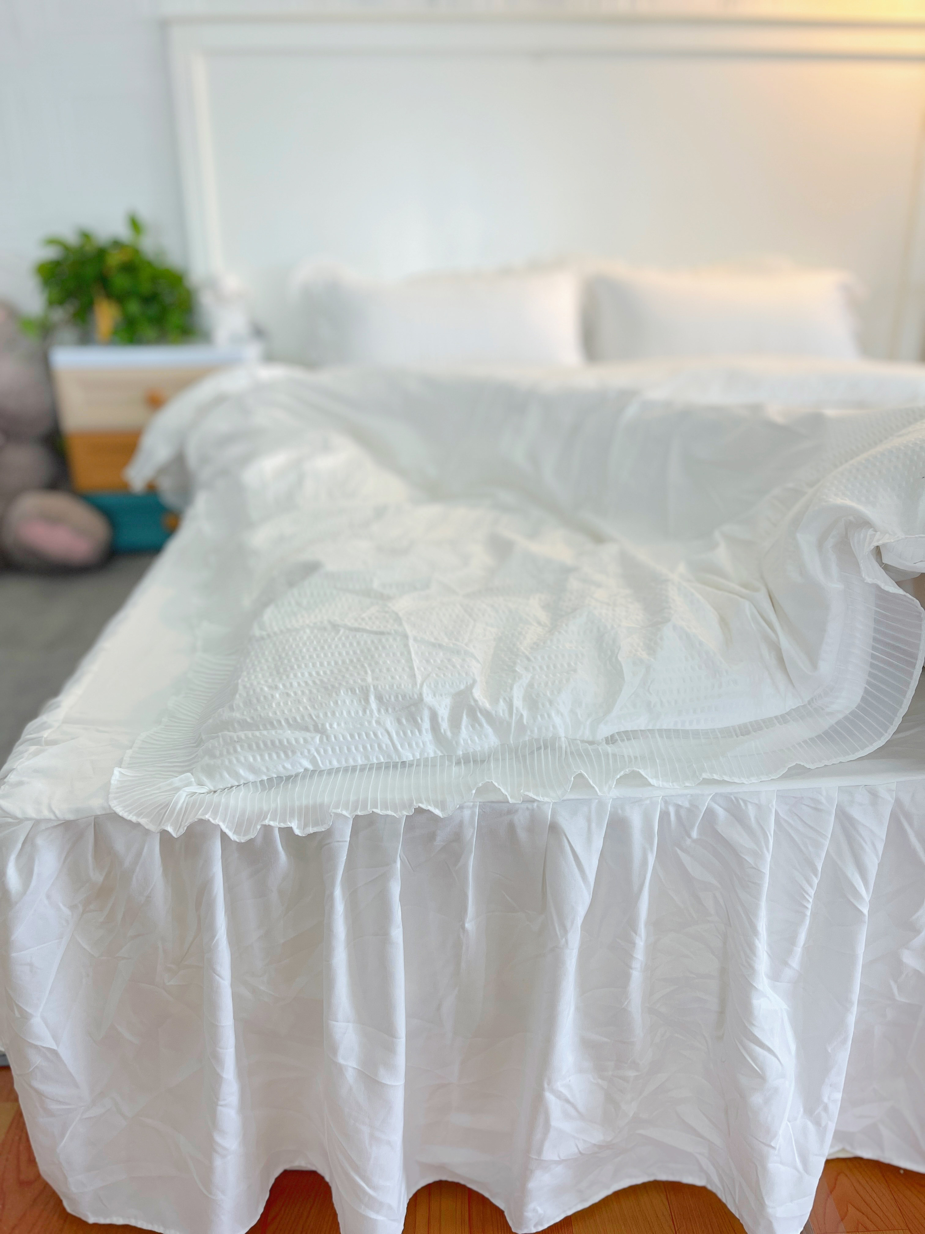 91家纺网 家纺一手货源 找家纺 慕澄家纺 2022新款华夫格雪纺花边四件套 奶白色