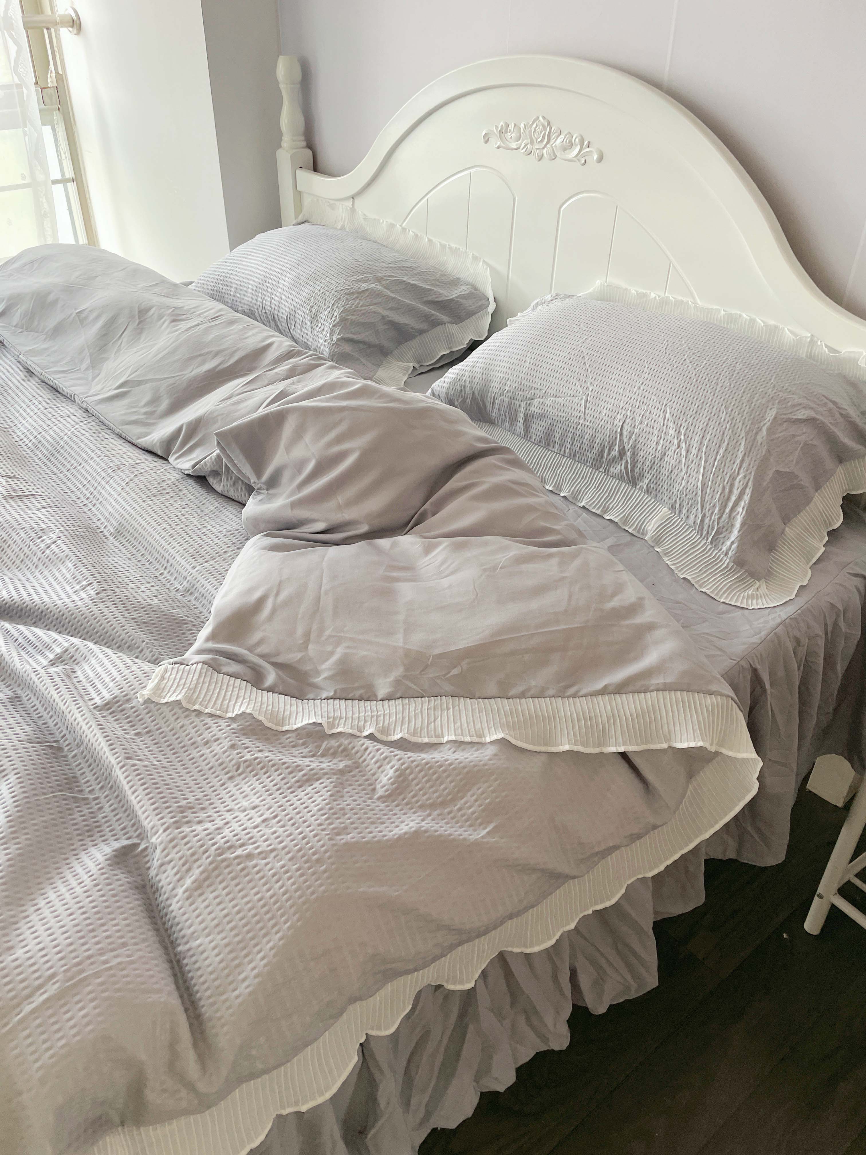 91家纺网 家纺一手货源 找家纺 慕澄家纺 2022新款华夫格雪纺花边四件套 情调灰