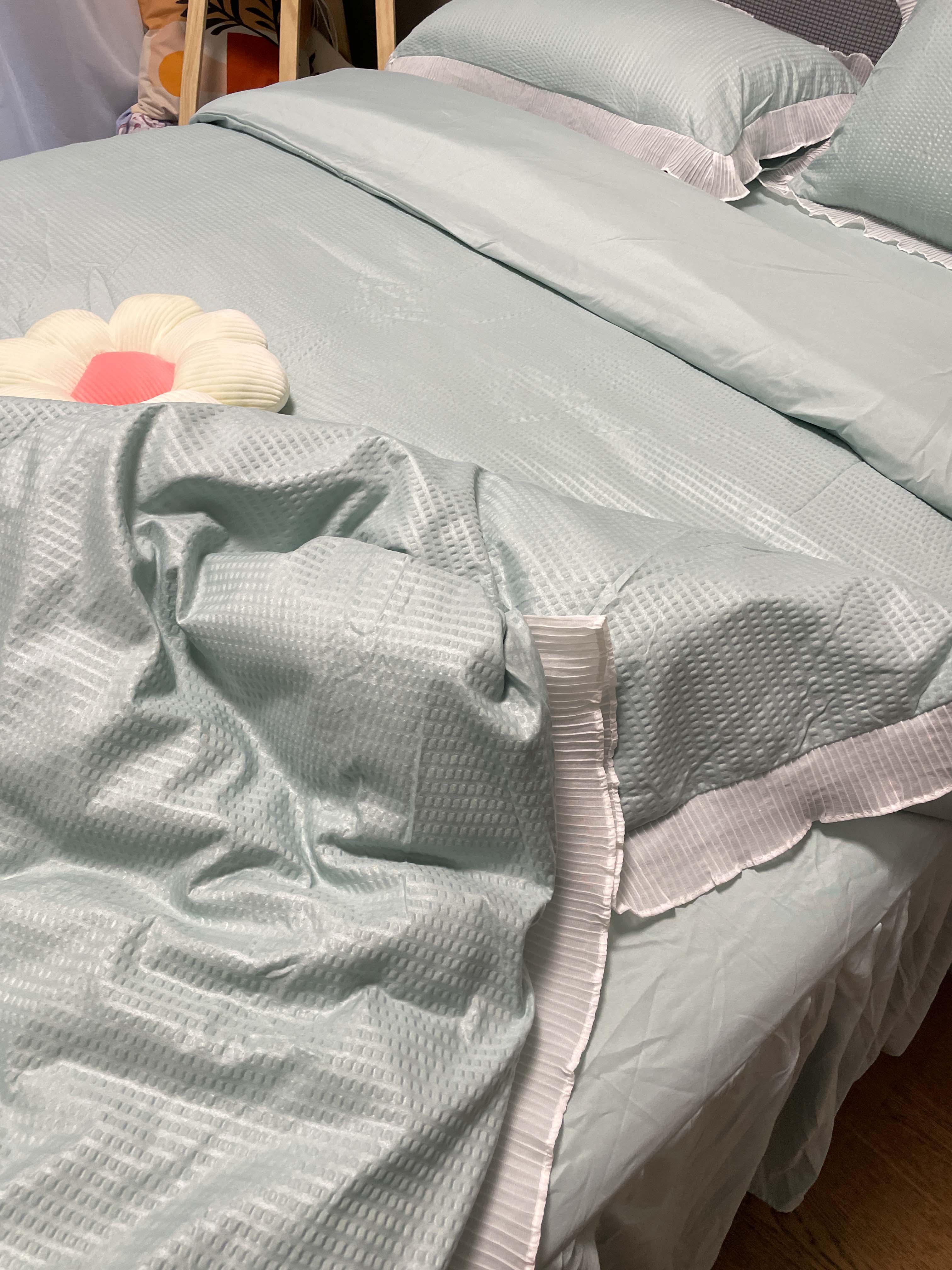 91家纺网 家纺一手货源 找家纺 慕澄家纺 2022新款华夫格雪纺花边四件套 湖水绿