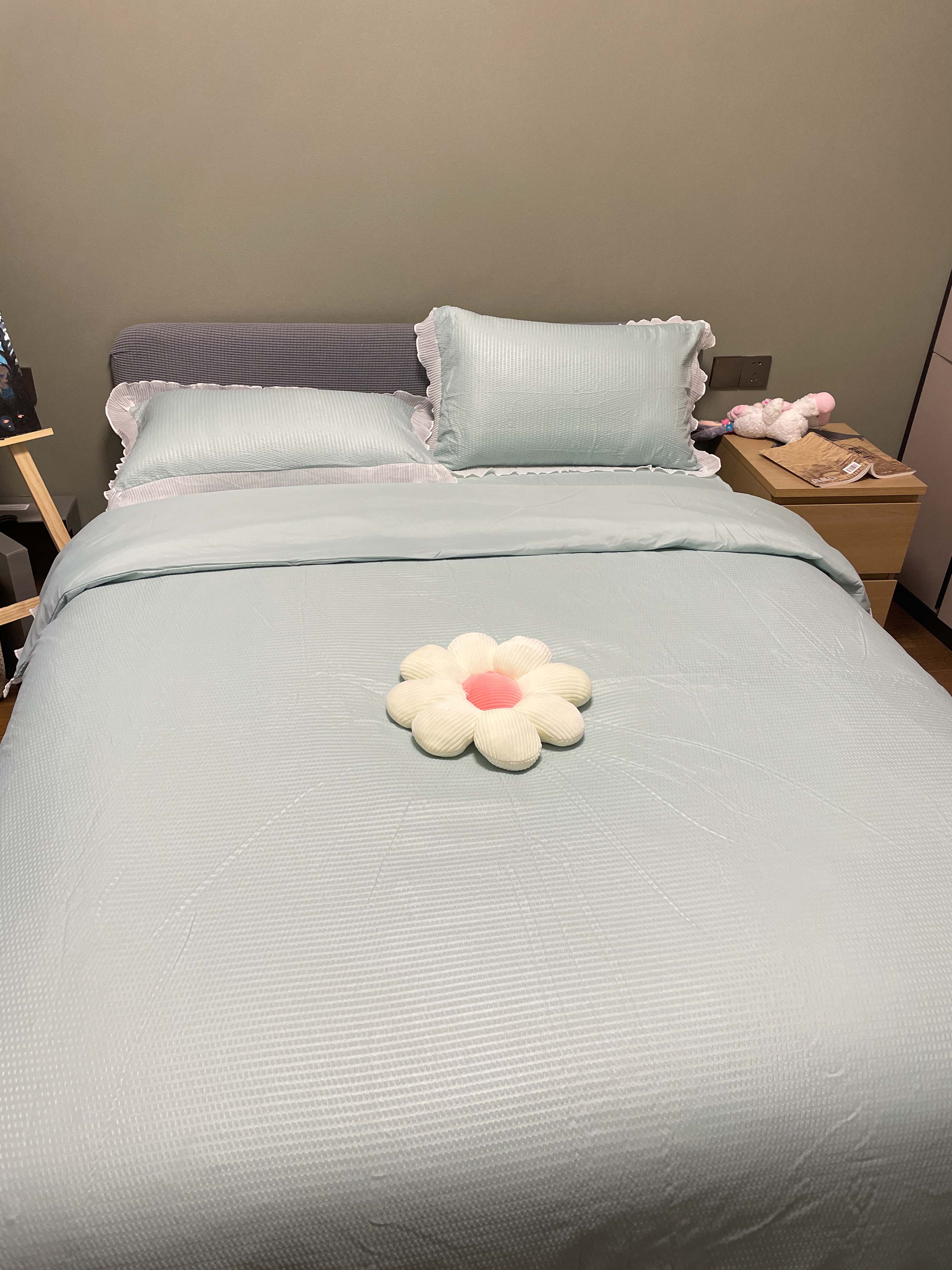 91家纺网 家纺一手货源 找家纺 慕澄家纺 2022新款华夫格雪纺花边四件套 湖水绿