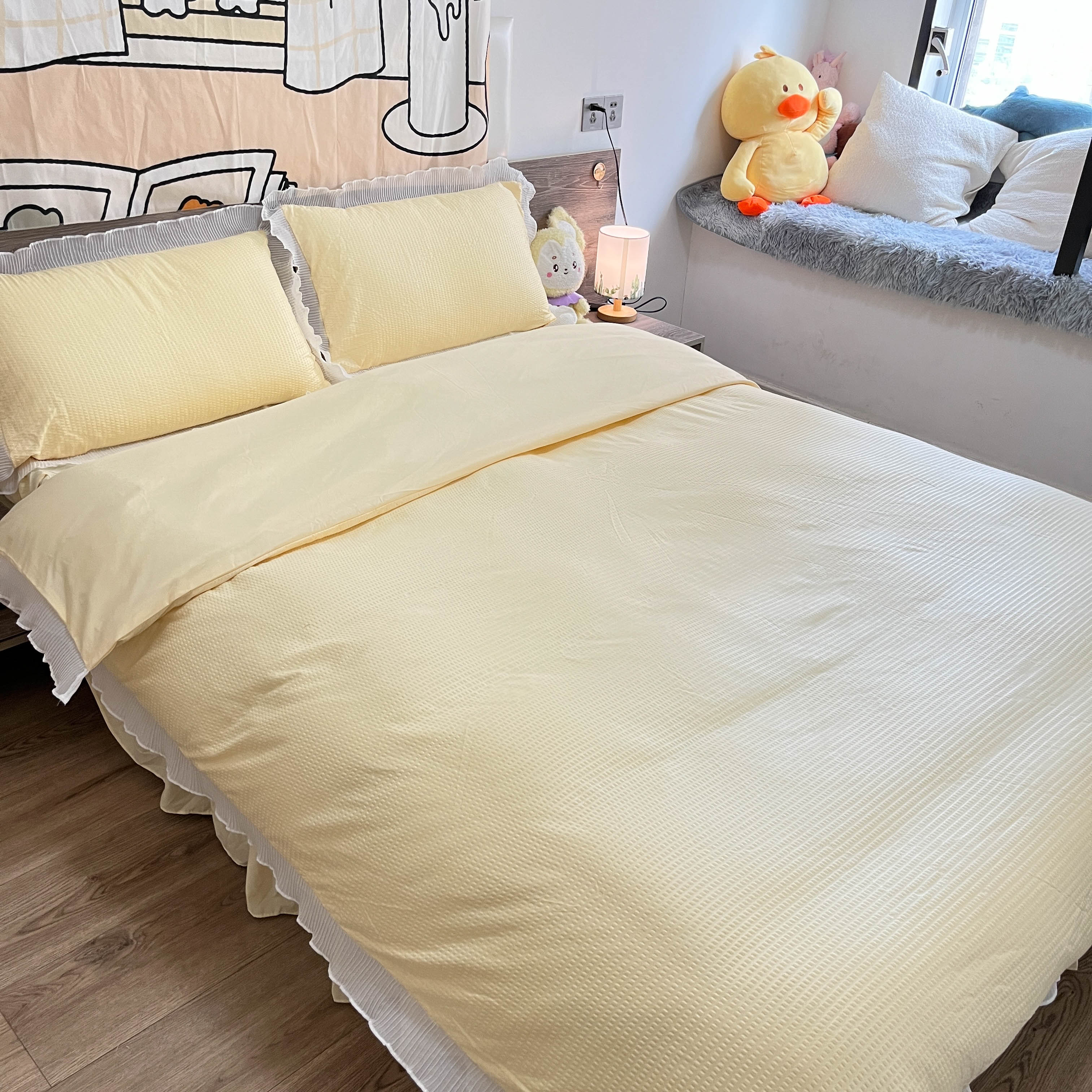 91家纺网 家纺一手货源 找家纺 慕澄家纺 2022新款华夫格雪纺花边四件套 奶黄色