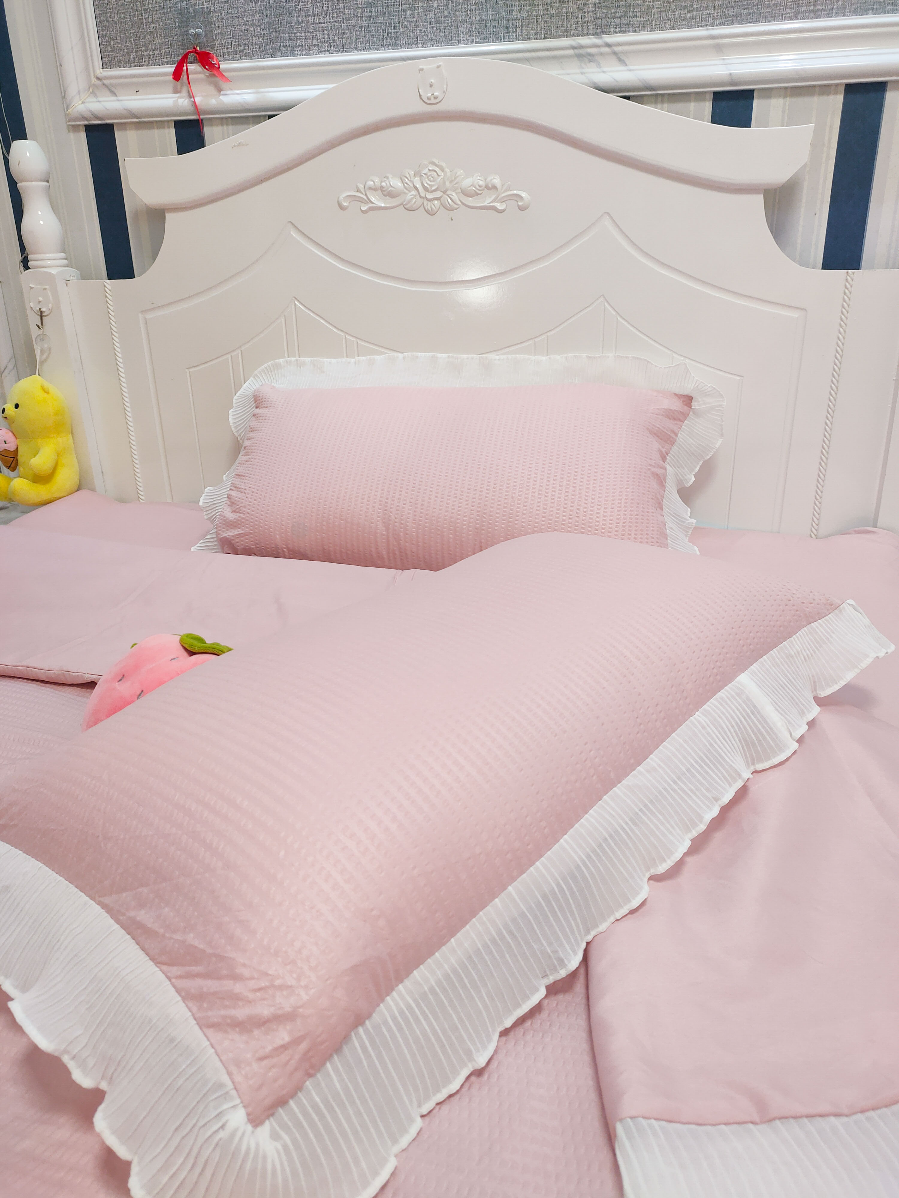 91家纺网 家纺一手货源 找家纺 慕澄家纺 2022新款华夫格雪纺花边四件套 浅豆沙