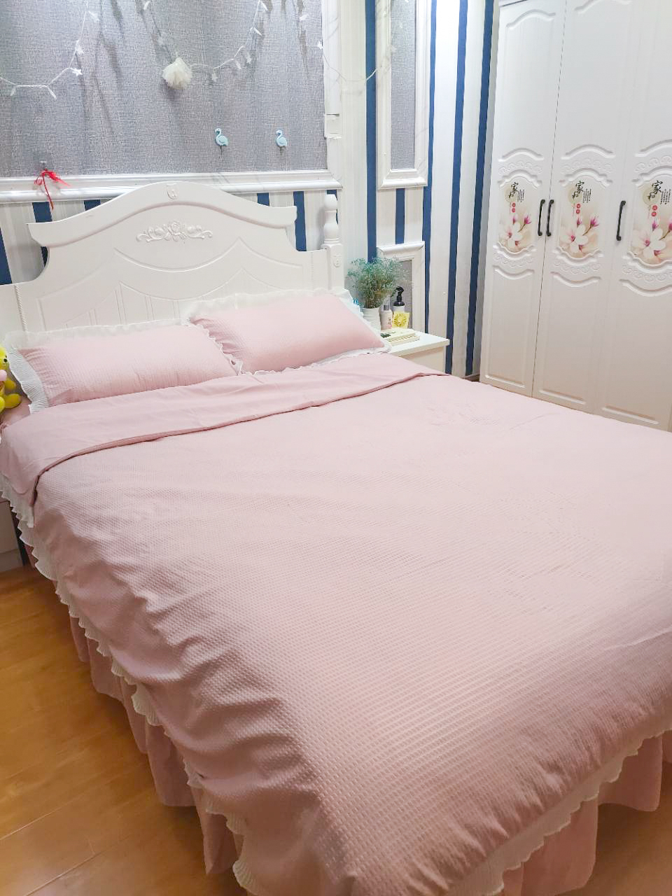 91家纺网 家纺一手货源 找家纺 慕澄家纺 2022新款华夫格雪纺花边四件套 浅豆沙