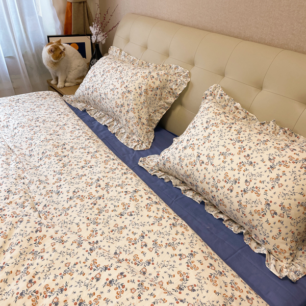 91家纺网 家纺一手货源 找家纺 淑女公社家纺2022新款纯棉双层纱花边款四件套 亚麻蓝花