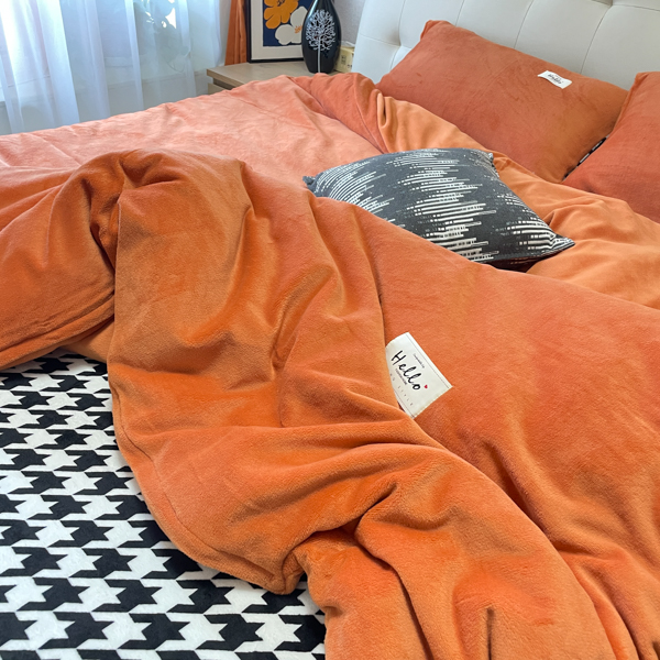 91家纺网 家纺一手货源 找家纺 花漾家居 2023新款秋冬新品千鸟格双拼牛奶绒四件套 暖阳桔