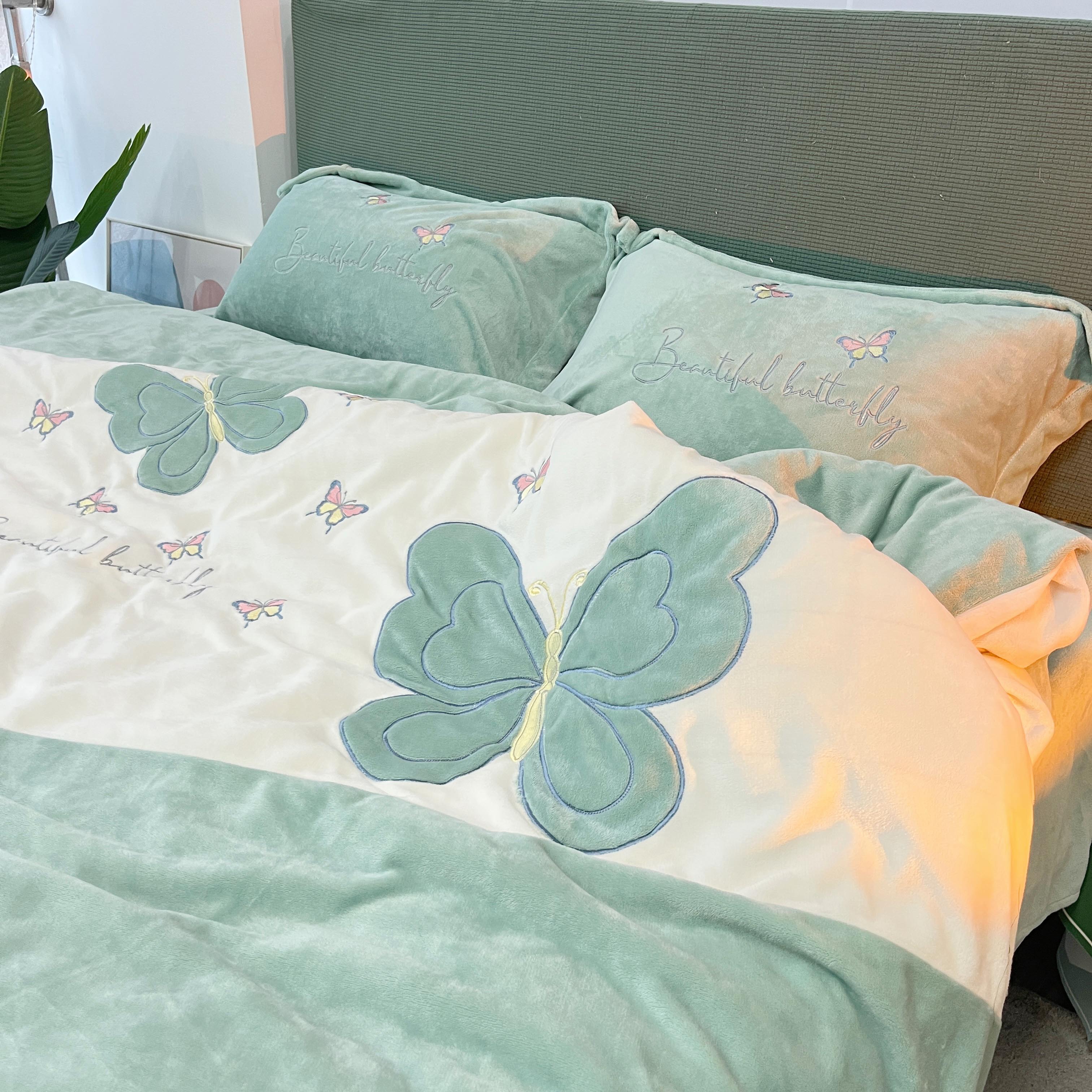 91家纺网 家纺一手货源 找家纺 你好美丽刺绣款200克牛奶绒四件套（含买家秀）蝶雨纷飞绿
