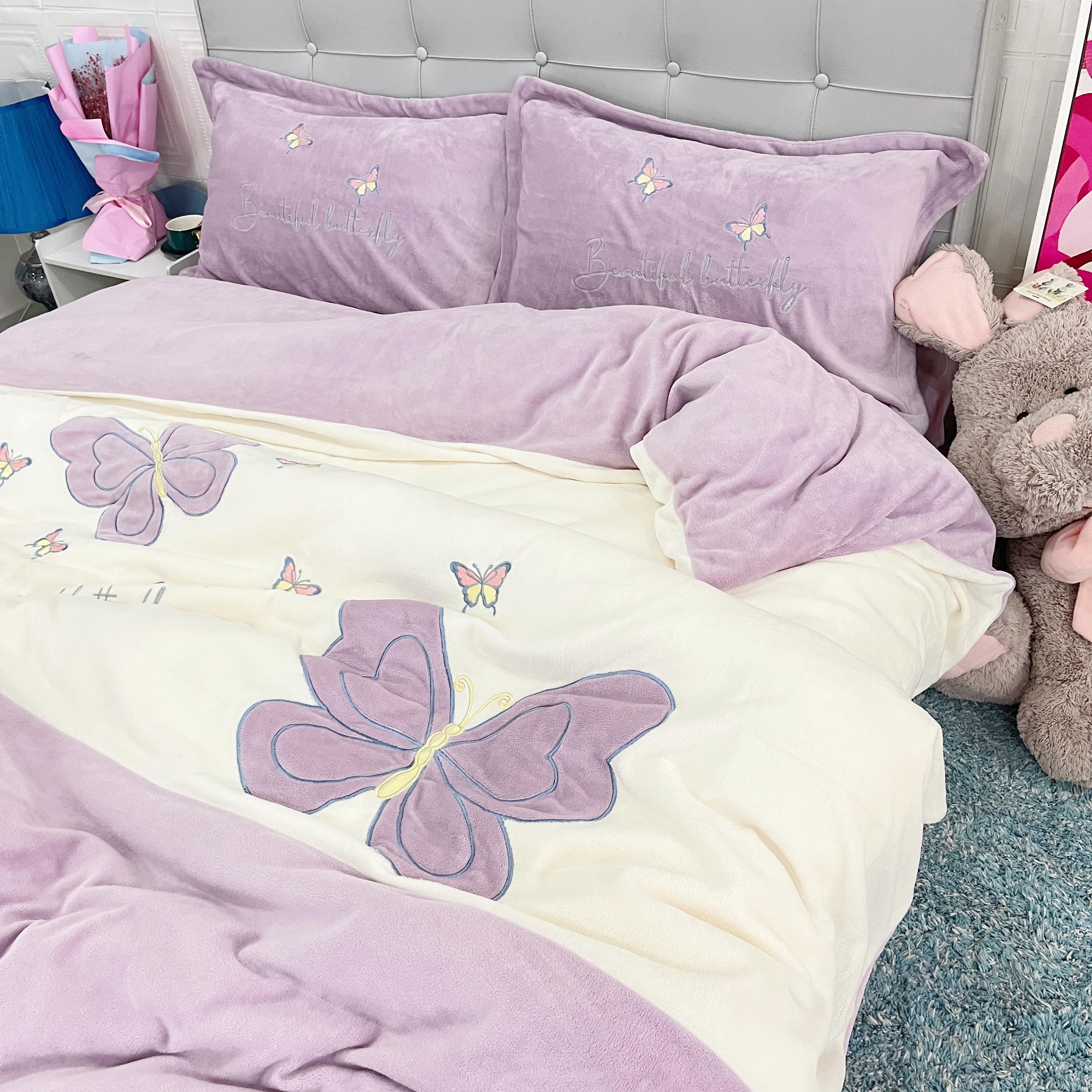 91家纺网 家纺一手货源 找家纺 你好美丽 刺绣款200克牛奶绒四件套（含买家秀）蝶雨纷飞紫