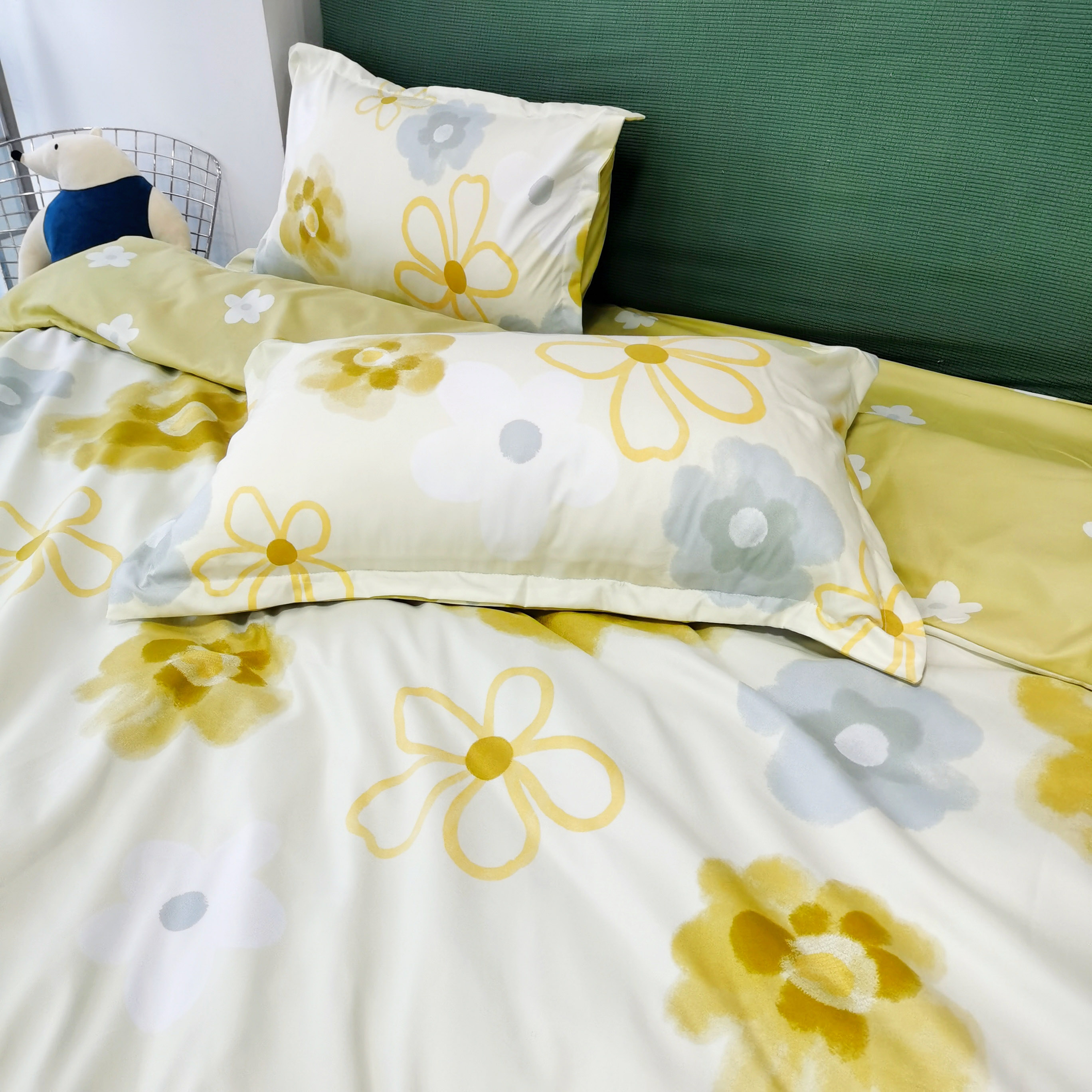 91家纺网 家纺一手货源 找家纺 艾橙2022秋冬新款140g植物羊绒磨毛四件套系列 静待花开