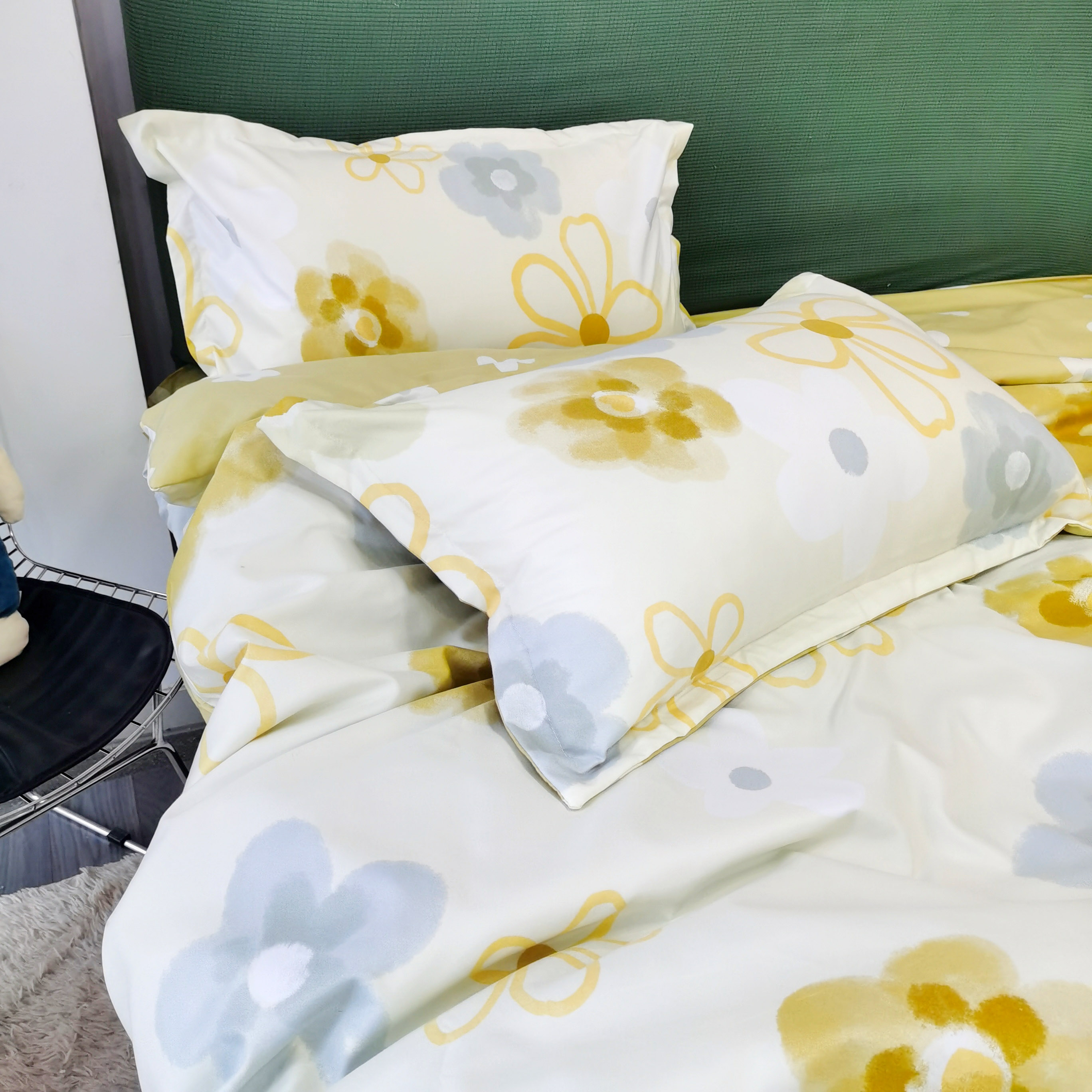 91家纺网 家纺一手货源 找家纺 艾橙2022秋冬新款140g植物羊绒磨毛四件套系列 静待花开