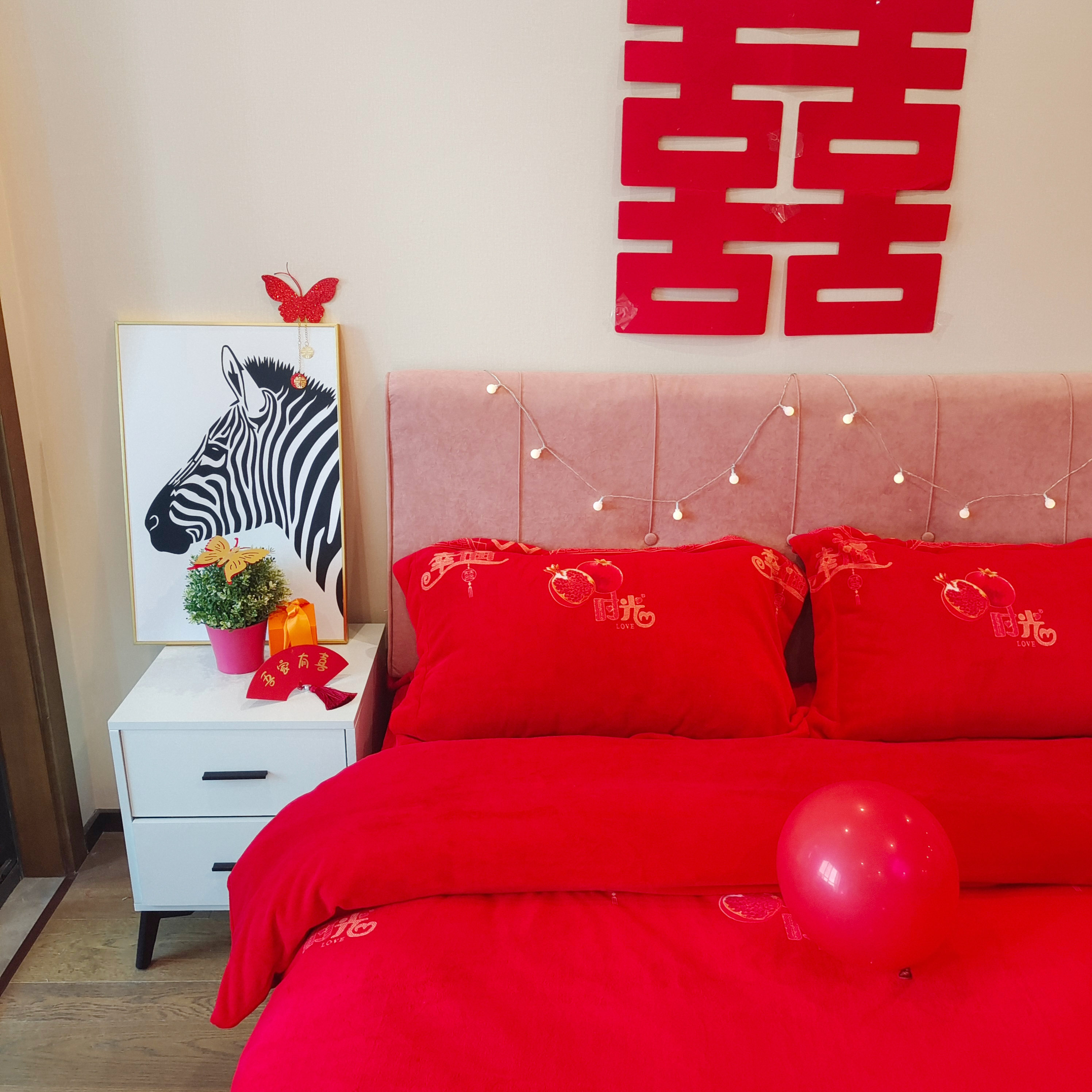 91家纺网 家纺一手货源 找家纺 金麦家纺 新款婚庆牛奶绒印花婚庆被大红喜被四件套 执子之手